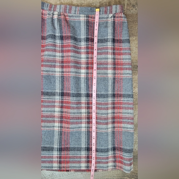 Vintage Pendleton A-Line 100% Wool Midi Skirt Womens 34 Gray & Red Plaid Preppy - Picture 11 of 11